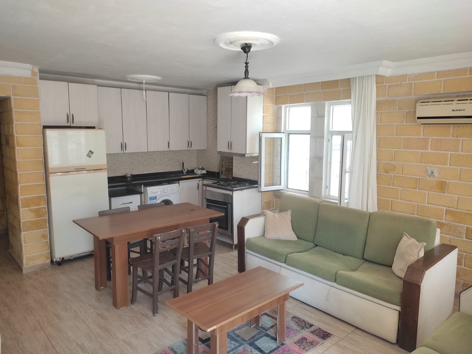 SUSANOĞLUNDA KİRALIK 2+1 EŞYALI DAİRE
